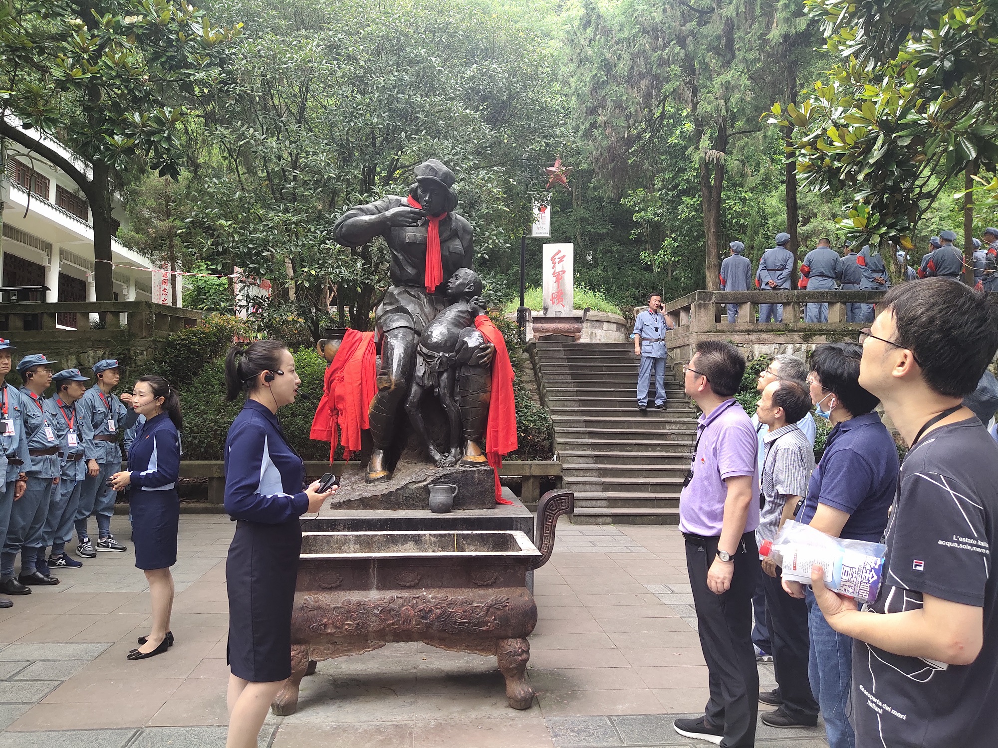 紅軍山現場教學.jpg